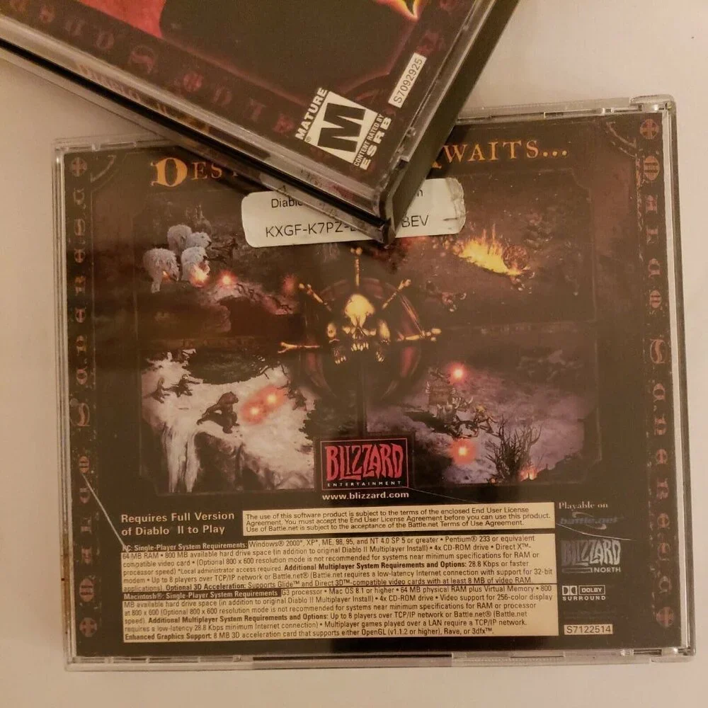 Diablo 2 II PC Video Game Fantasy Battle Windows 2000 + Expansion Set Blizzard